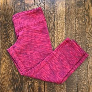 *SOLD* Lululemon Wunder Under Crops Space Dye